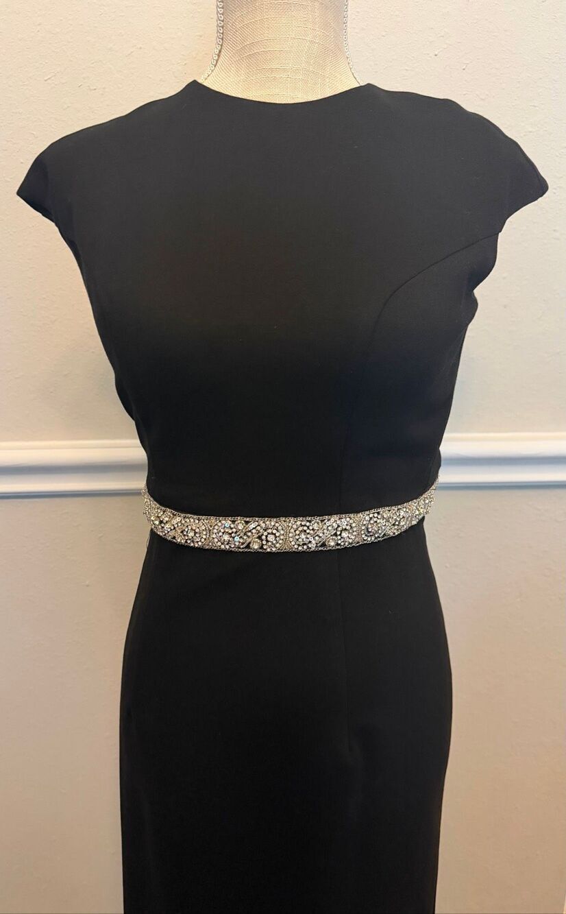 Sherri Hill 50646 dress cap sleeve and crystal belt Size 4 - Picture 5 of 13